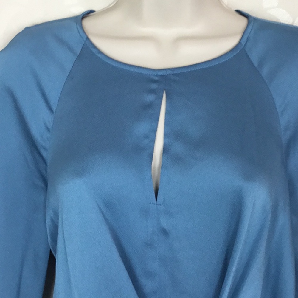 VINCE CAMUTO TIE FRONT TOP - Picture 5 of 6